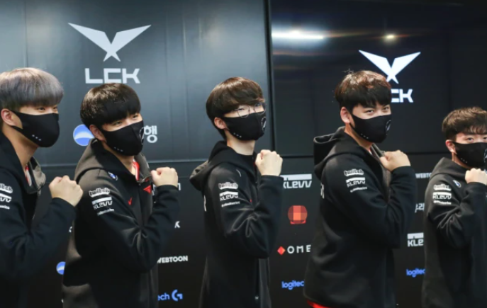 DRX鏖战T1,BDD单局斩获MVP焦点之战四强赛,引爆全场热议 DRX鏖战T1,BDD单局斩获MVP焦点之战四强赛,引爆全场热议